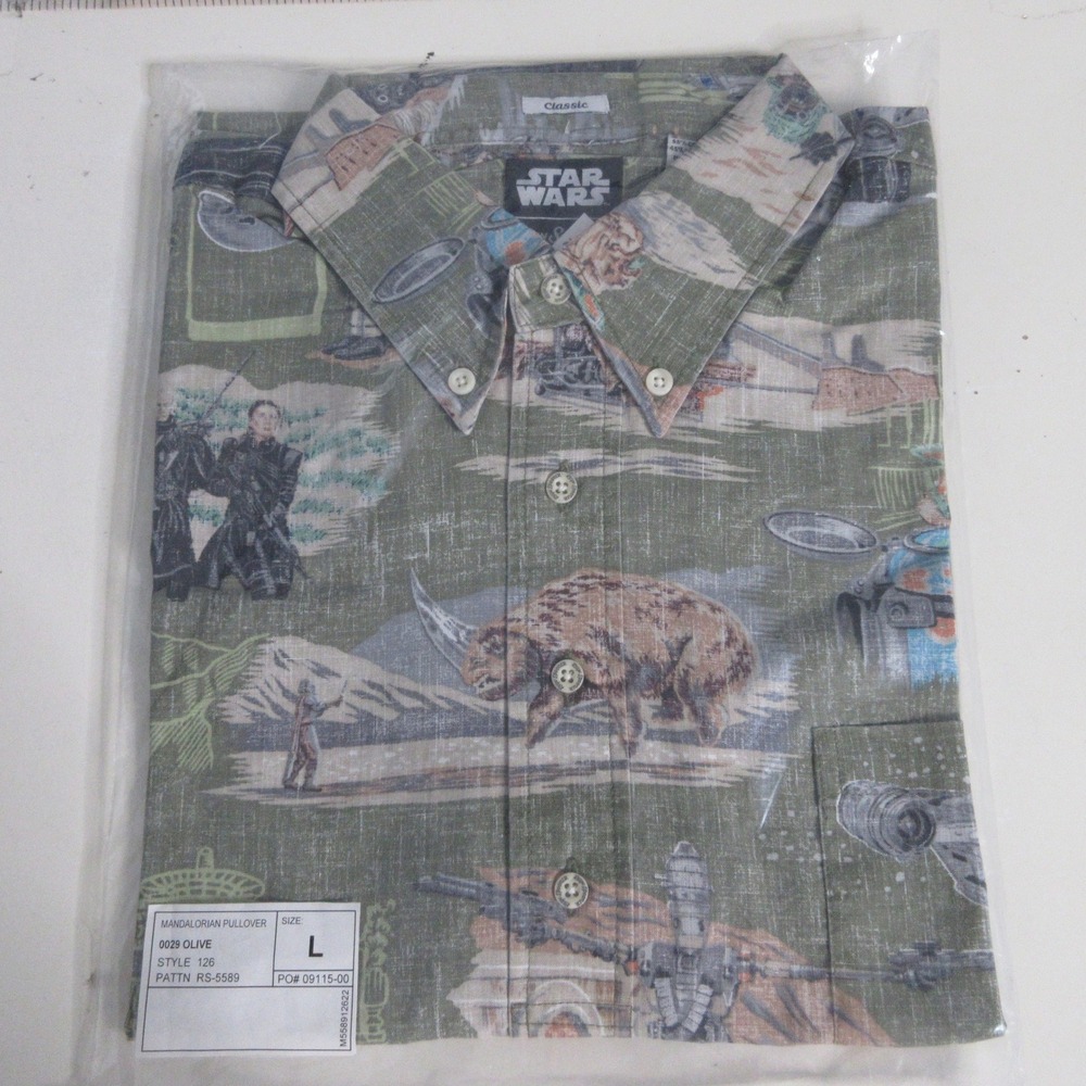Reyn Spooner Star Wars Mandalorian Shirt Men Large Green Hawaiian Aloha Pullover